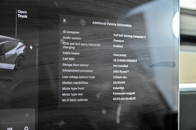 Used 2022 Tesla Model Y Performance AWD/4WD image 30