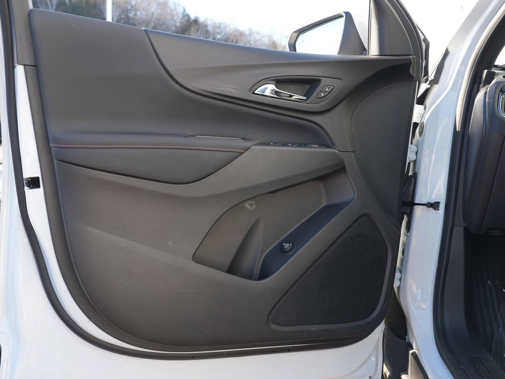 Certified 2024 Chevrolet Equinox RS image 14