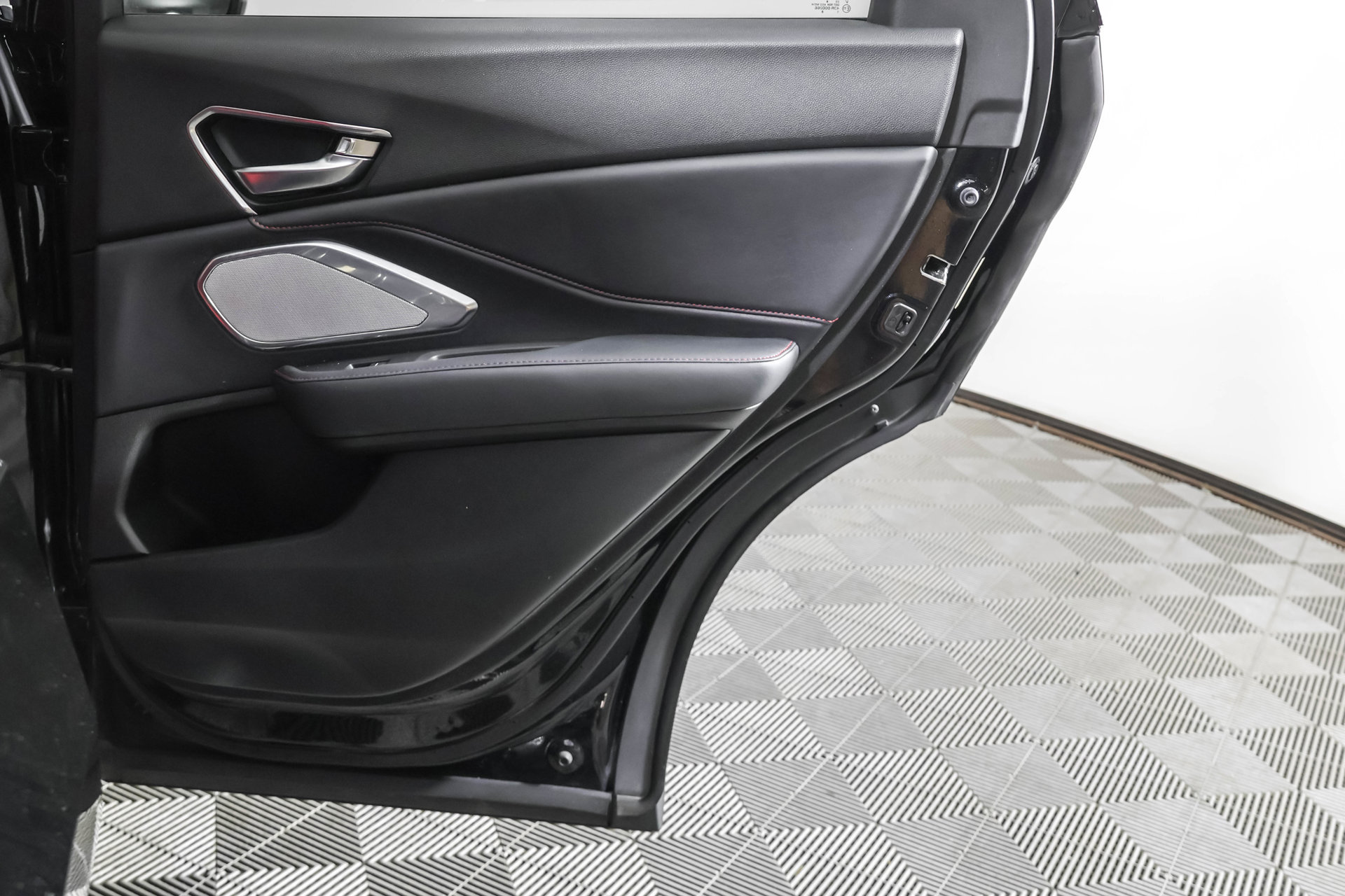 Used 2019 Acura RDX w/ Advance Package AWD/4WD image 44