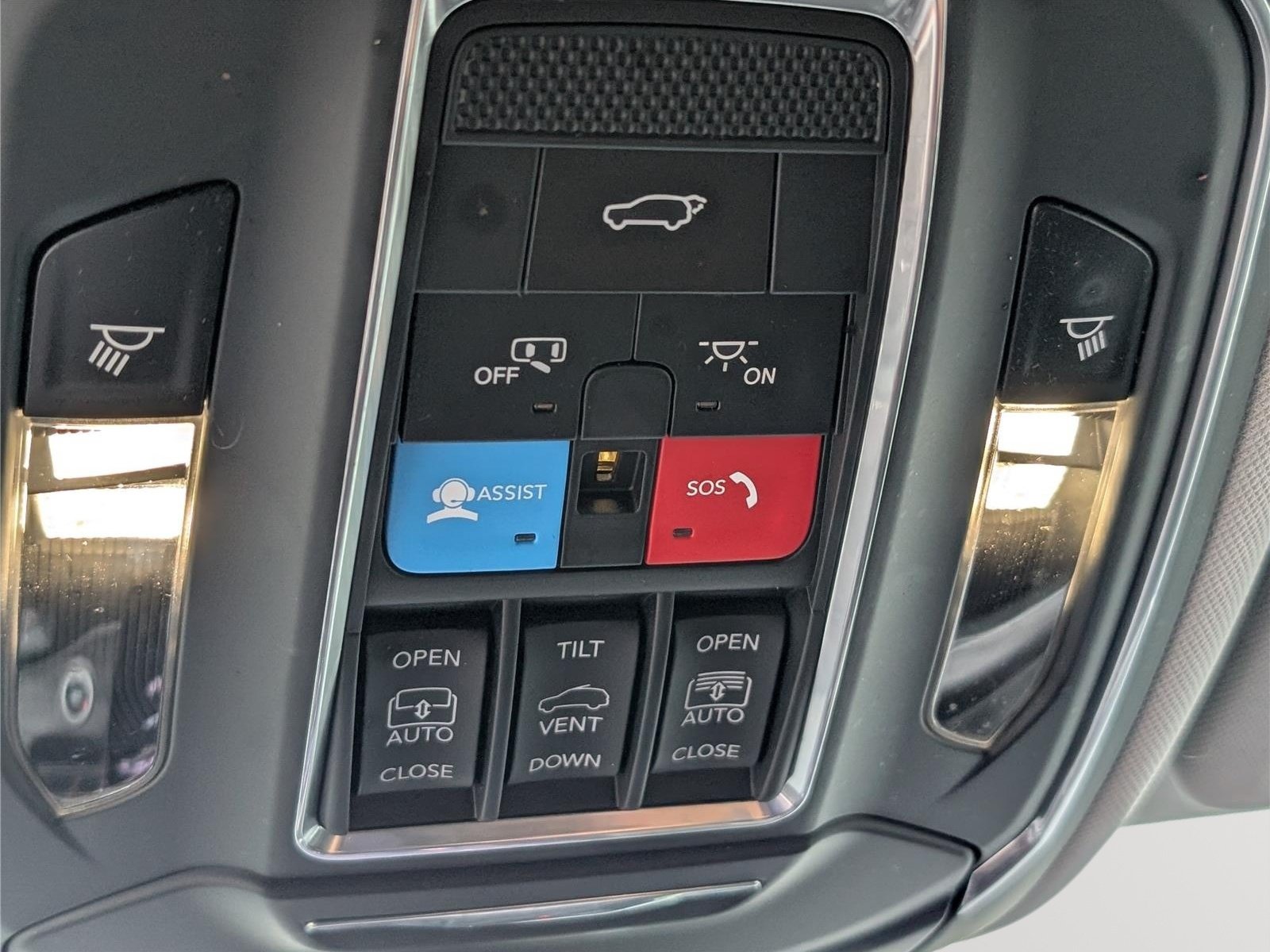 Used 2022 Jeep Grand Cherokee L Limited w/ Luxury Tech Group II AWD/4WD image 35