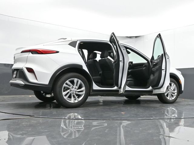 Used 2025 Buick Envista Preferred image 73