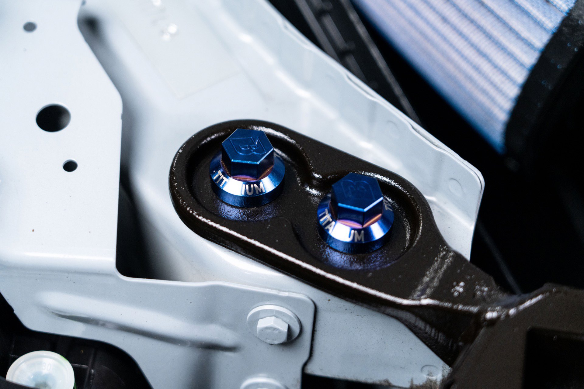 Used 2024 BMW M2 w/ Lighting Package image 17