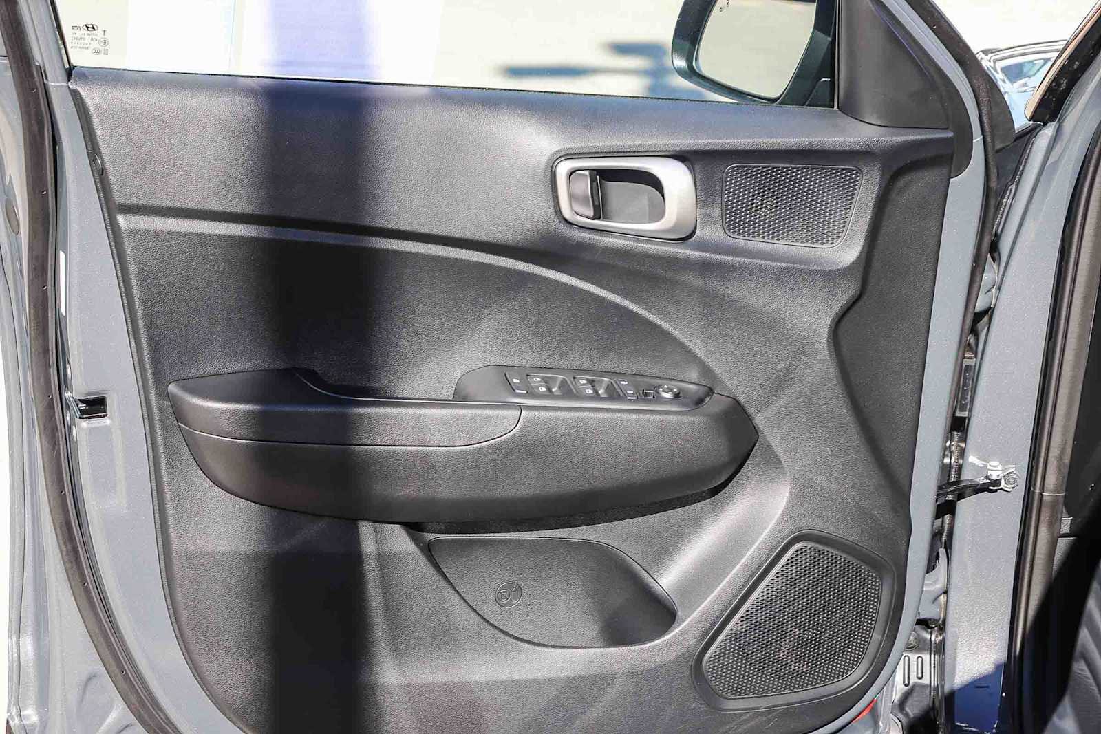 New 2026 Hyundai Venue SEL FWD image 19