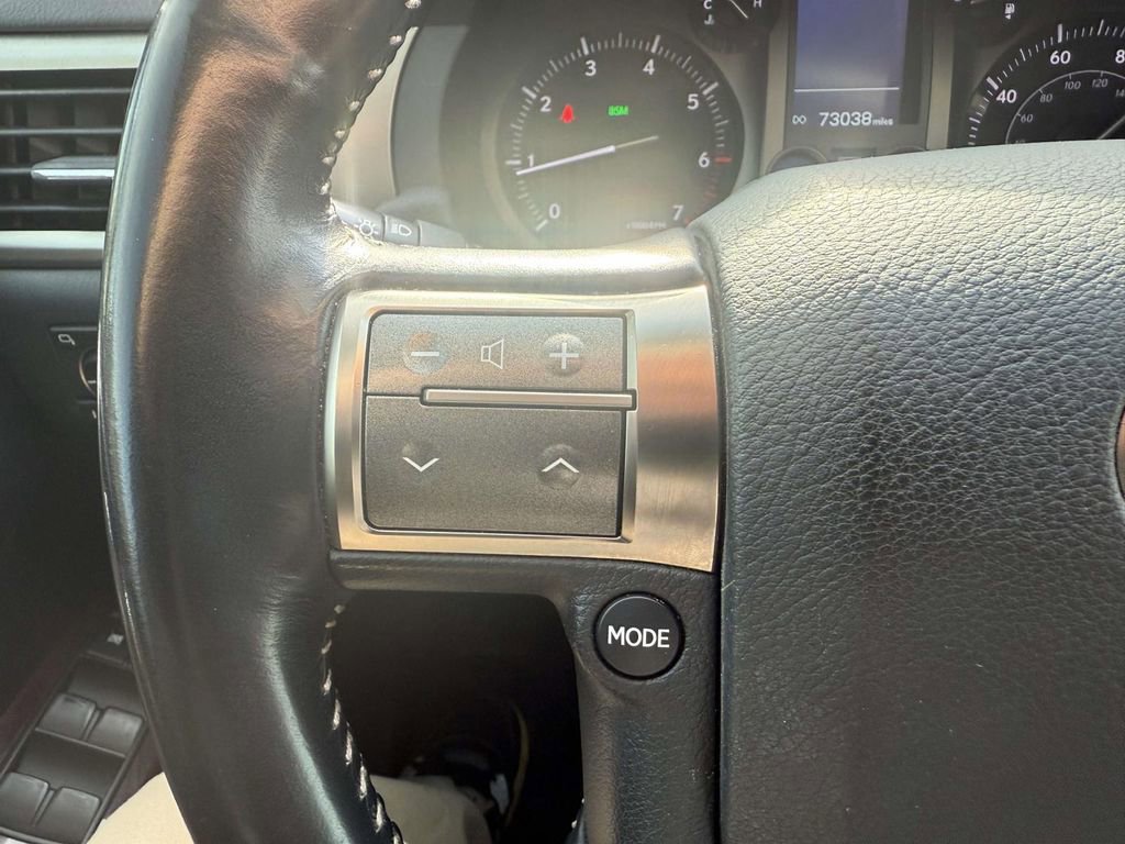 Used 2018 Lexus GX 460 Premium w/ Premium Package image 22