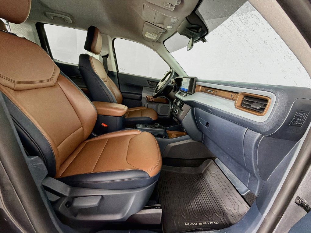 Used 2023 Ford Maverick Lariat w/ Lariat Luxury Package AWD/4WD image 31