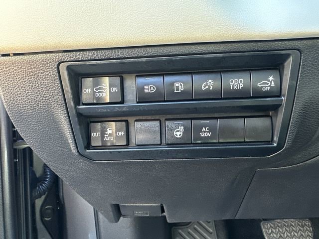 Certified 2022 Toyota Tundra Capstone AWD/4WD image 32