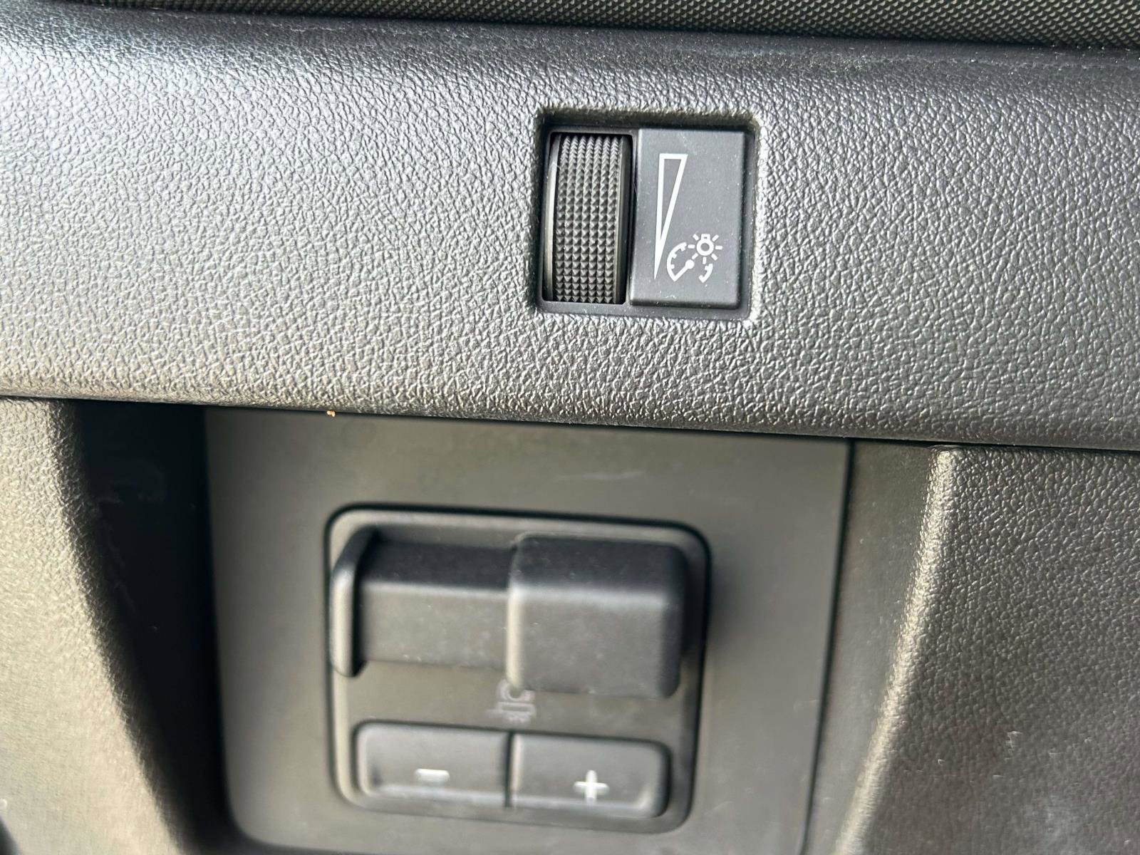 Used 2023 Chevrolet Colorado Z71 w/ Advanced Trailering Package image 19