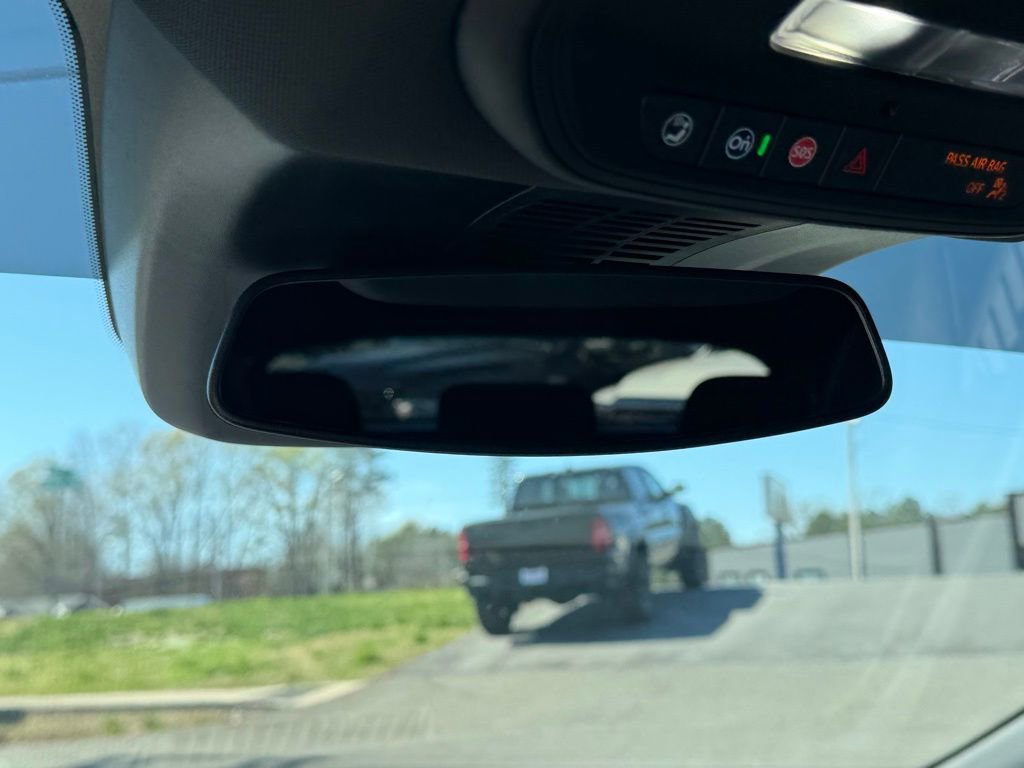 Used 2025 Chevrolet Blazer EV LT image 28