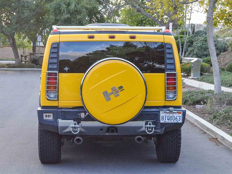 Used 2003 HUMMER H2 w/ Preferred Equipment Group AWD/4WD image 4