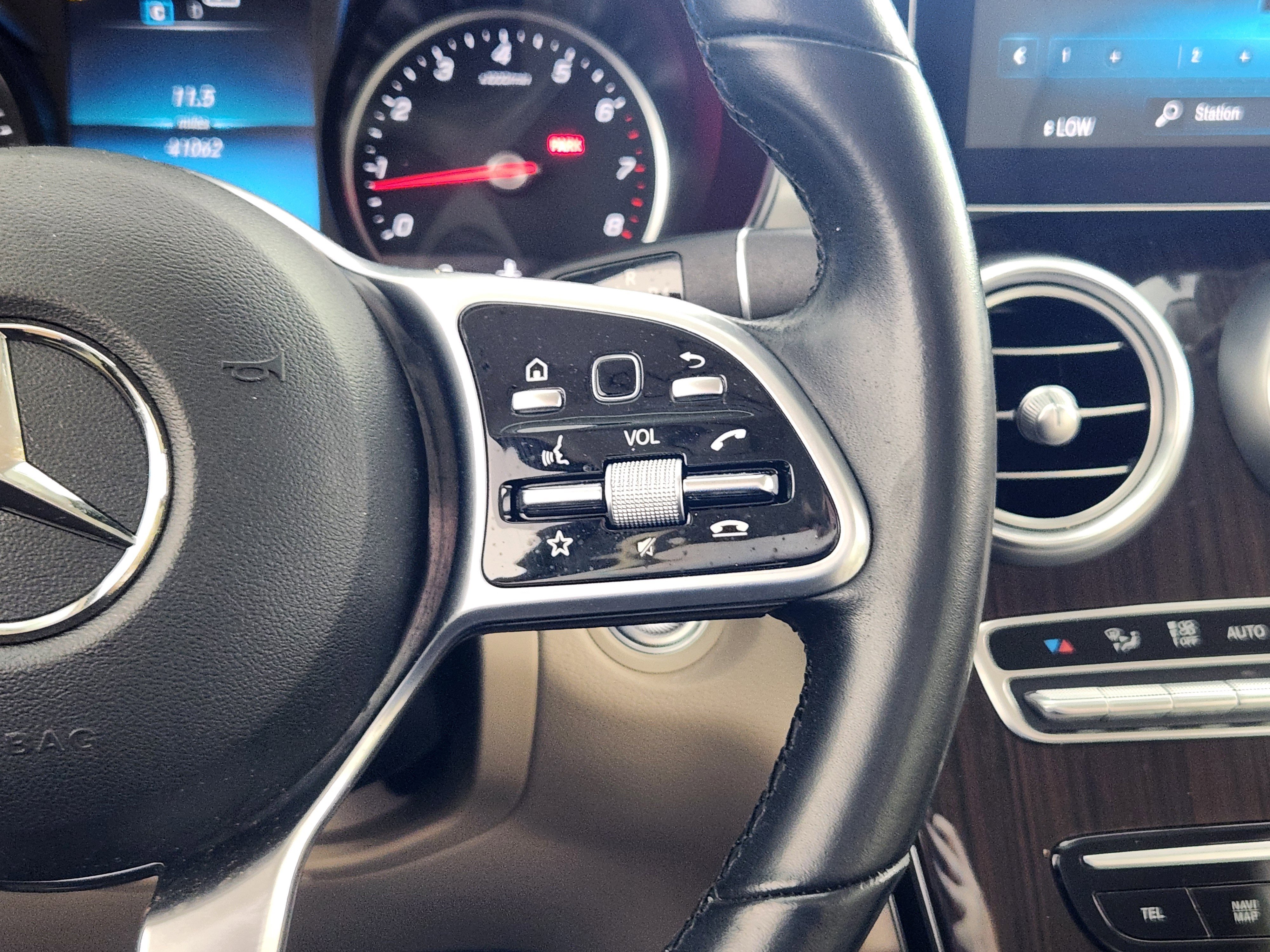 Used 2022 Mercedes-Benz GLC 300 image 19