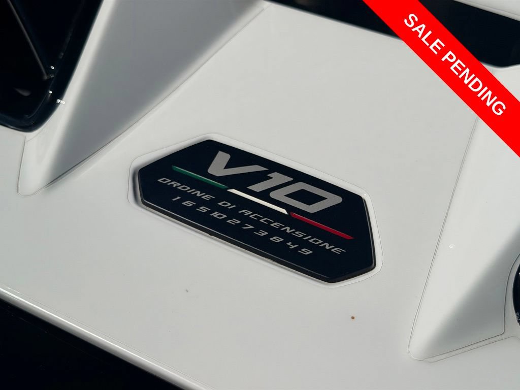 Used 2023 Lamborghini Huracan Tecnica RWD image 12