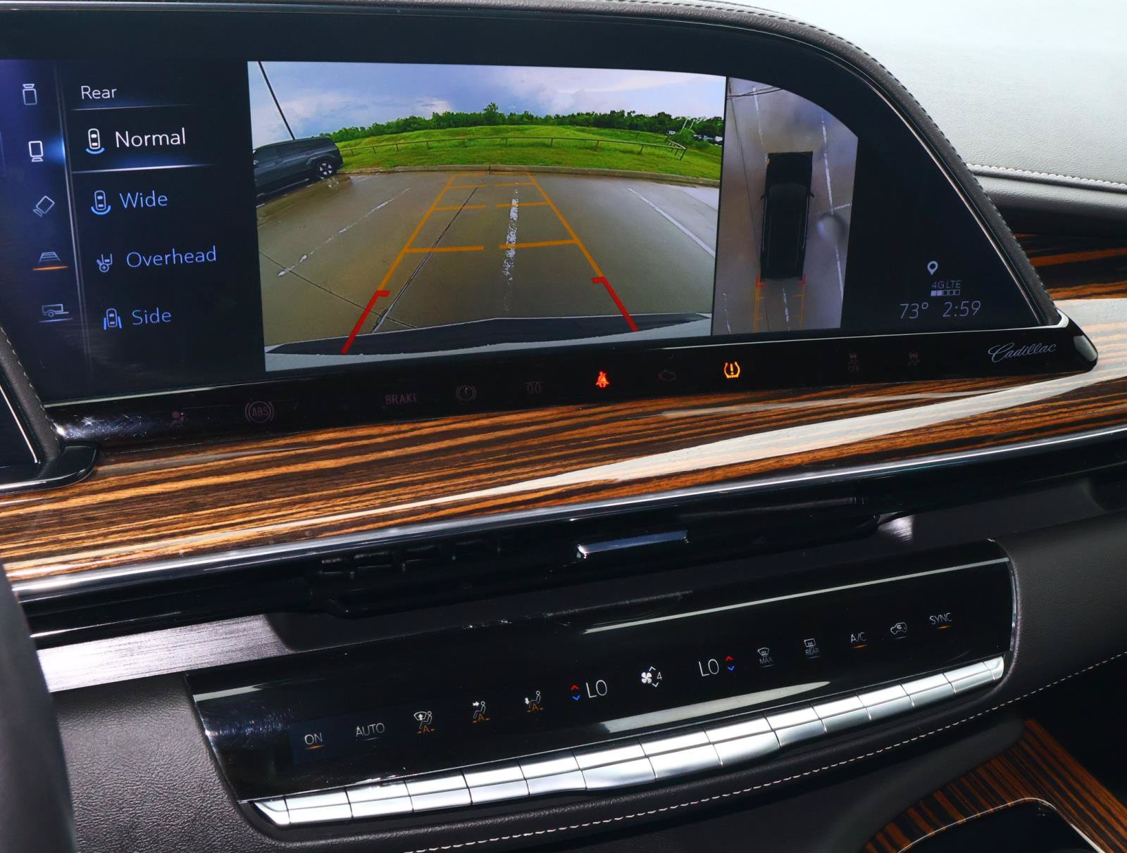 Used 2023 Cadillac Escalade Premium Luxury RWD image 28