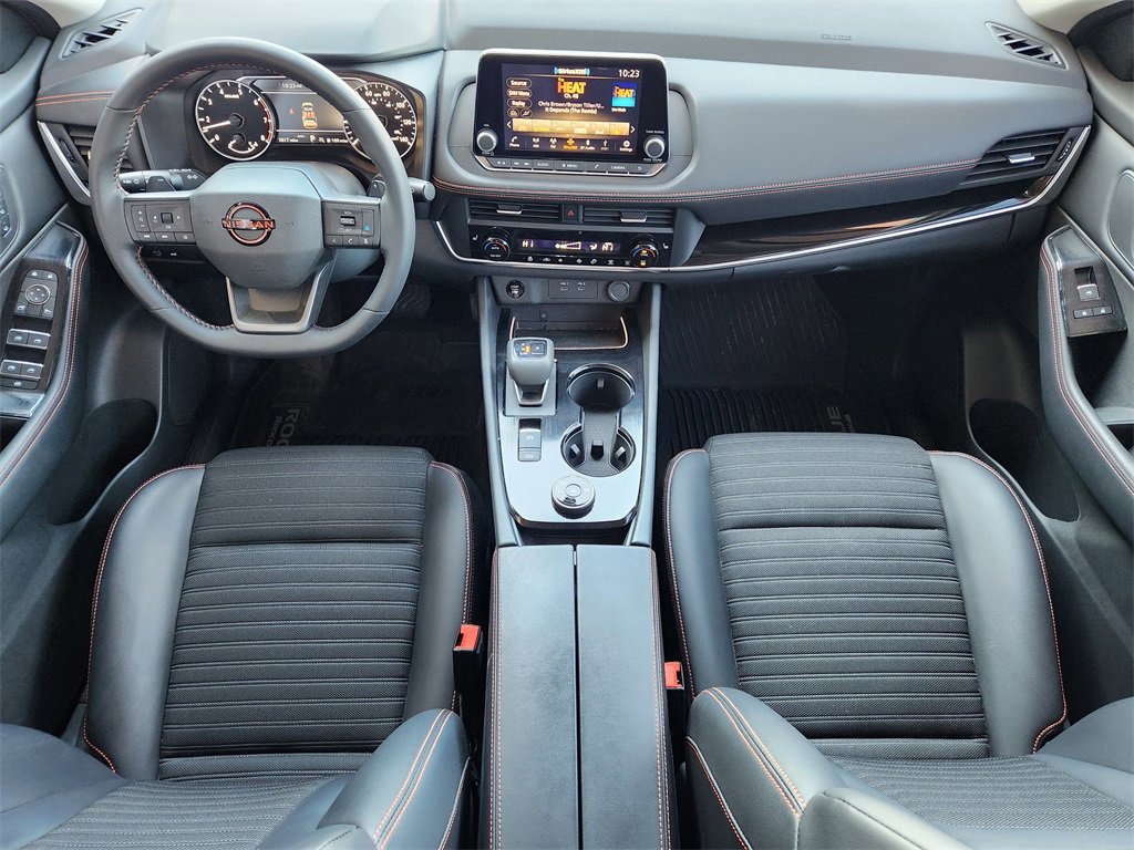 Used 2025 Nissan Rogue SV w/ Rock Creek Premium Package image 20