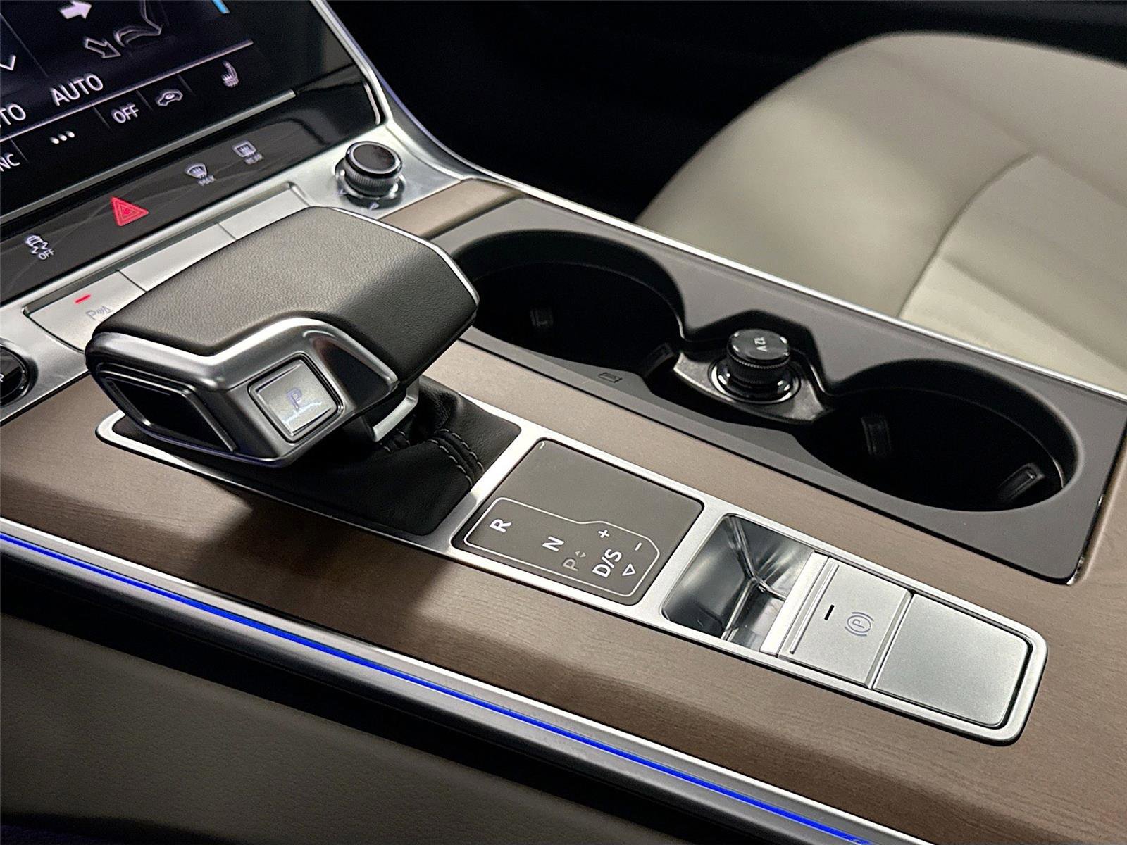 Certified 2025 Audi A6 3.0T Premium w/ Convenience Package AWD/4WD image 17