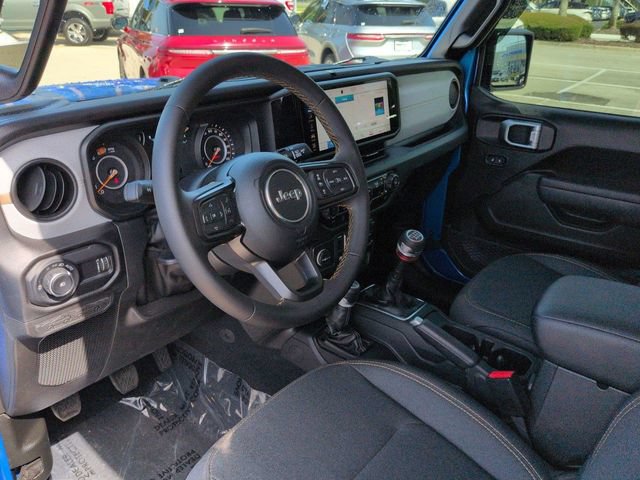 Used 2024 Jeep Wrangler Sport AWD/4WD image 16