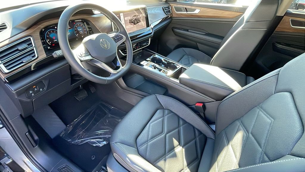 New 2026 Volkswagen Atlas SE FWD image 14