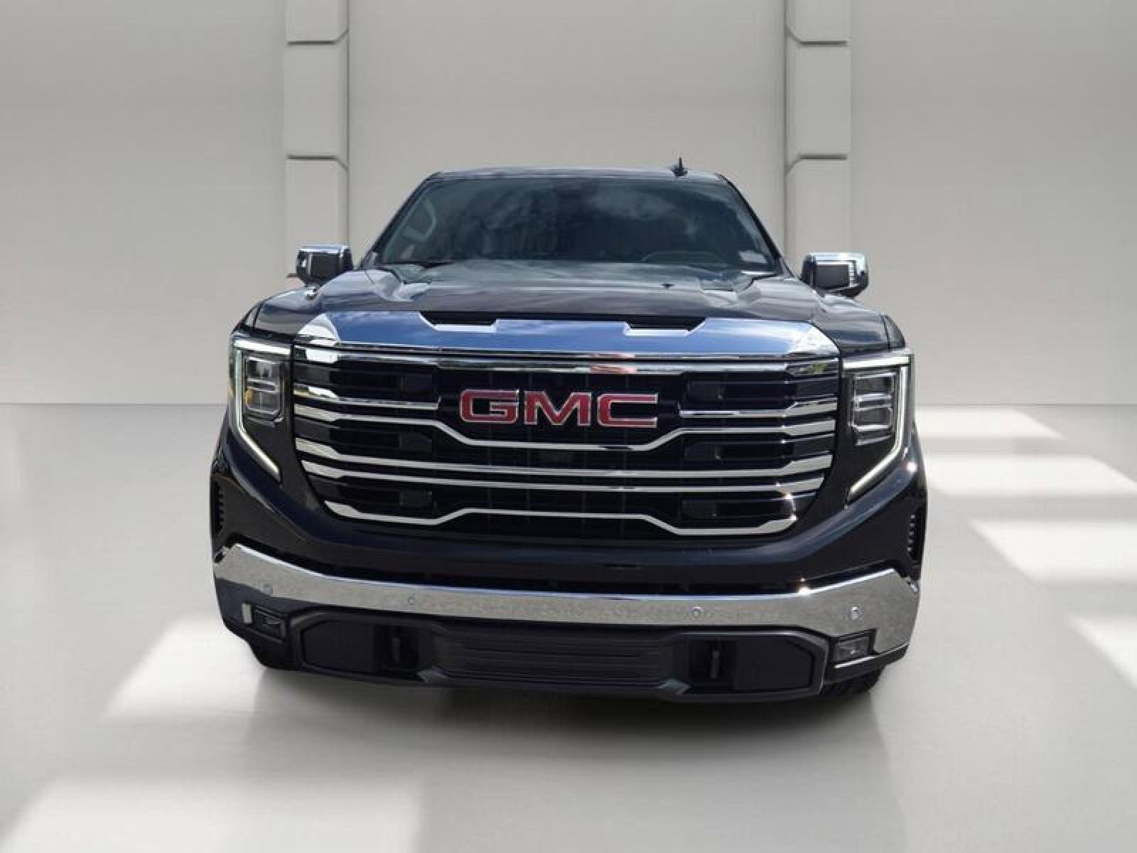 Used 2026 GMC Sierra 1500 SLT w/ SLT Premium Plus Package AWD/4WD image 2