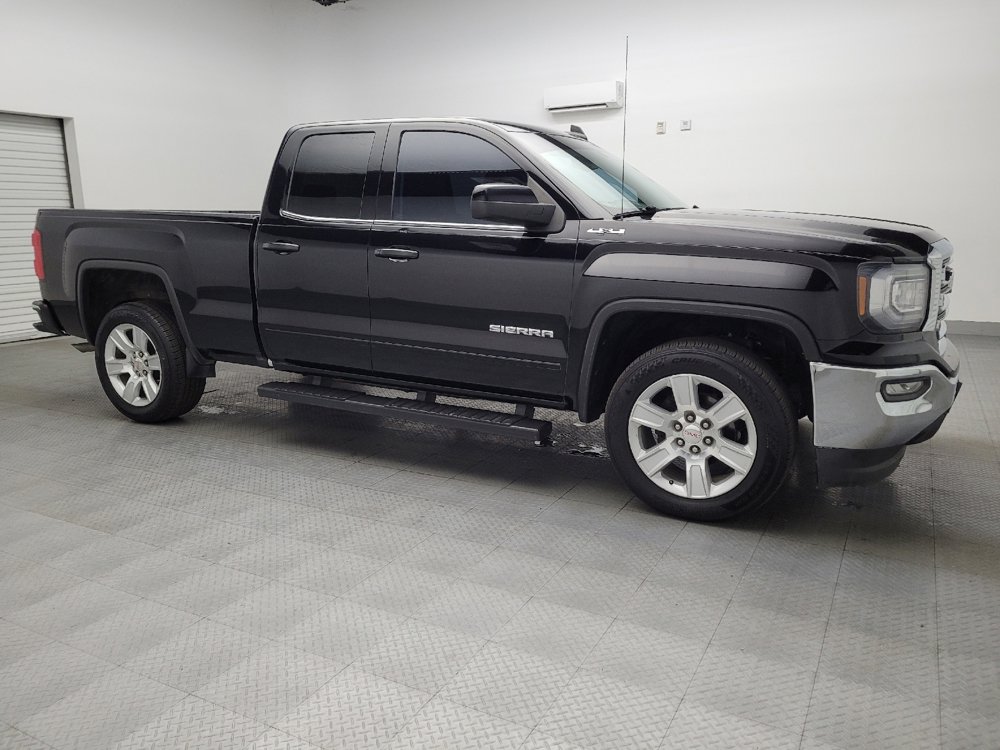 Used 2018 GMC Sierra 1500 SLE w/ SLE Value Package AWD/4WD image 11