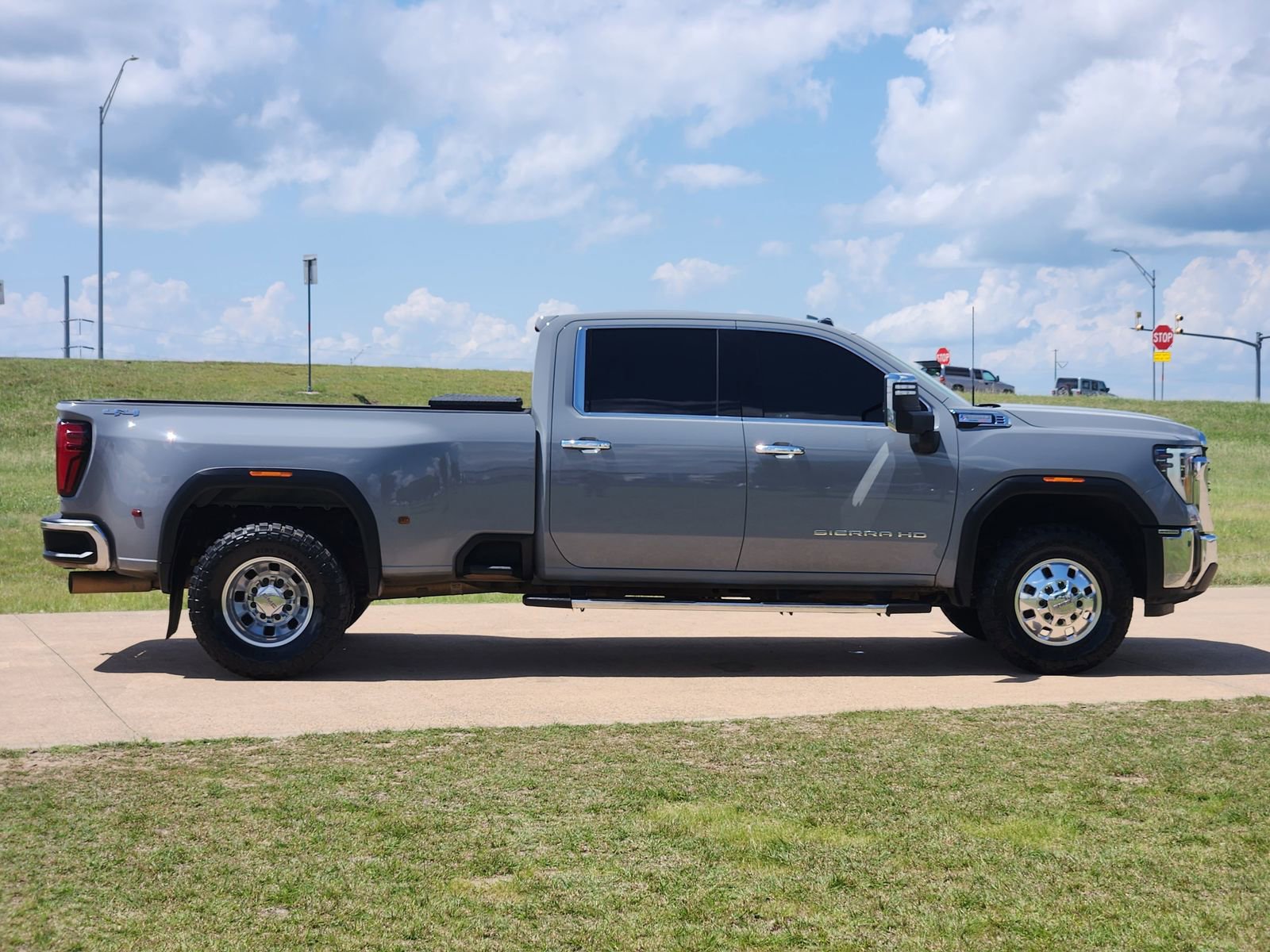 Used 2024 GMC Sierra 3500 SLT w/ Texas SLT Premium Package AWD/4WD image 7