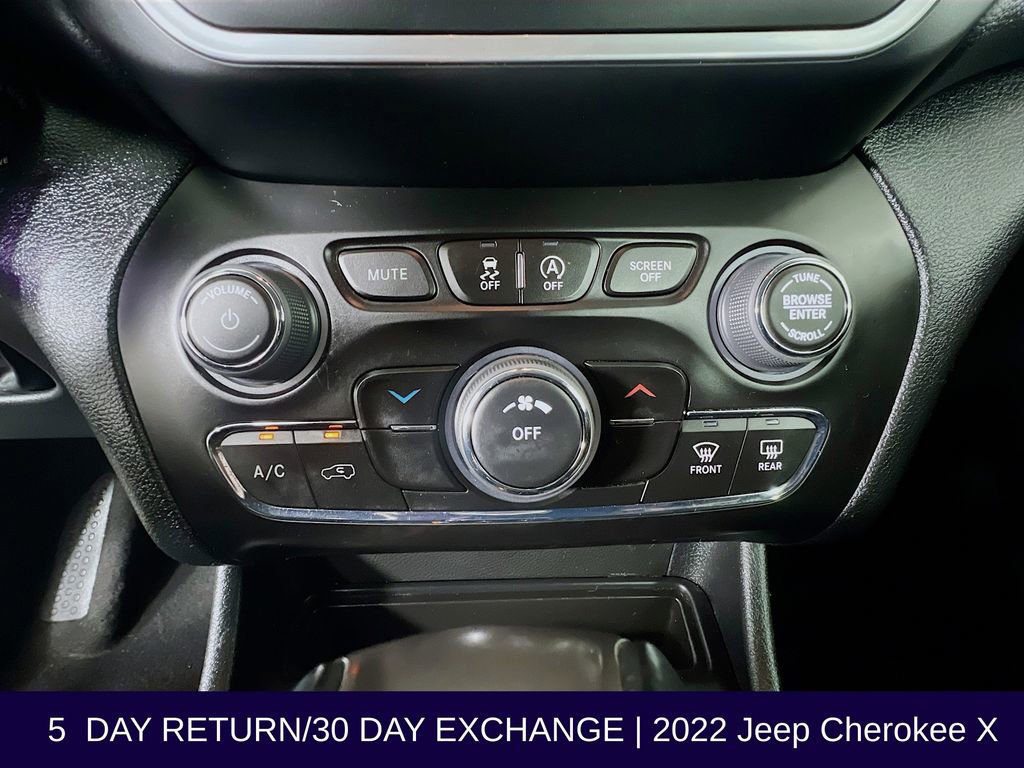 Used 2022 Jeep Cherokee Latitude image 37