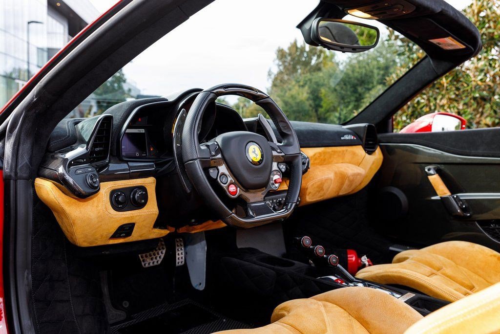 Used 2015 Ferrari 458 Speciale A image 23