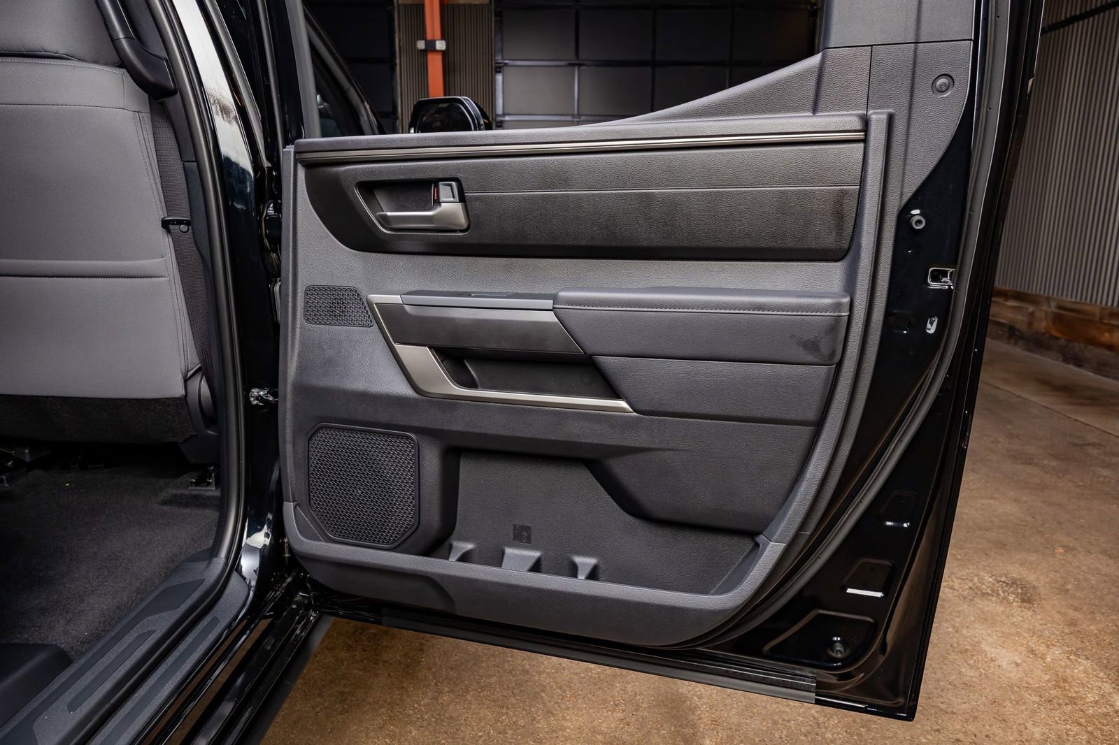 Used 2025 Toyota Tundra SR5 image 39