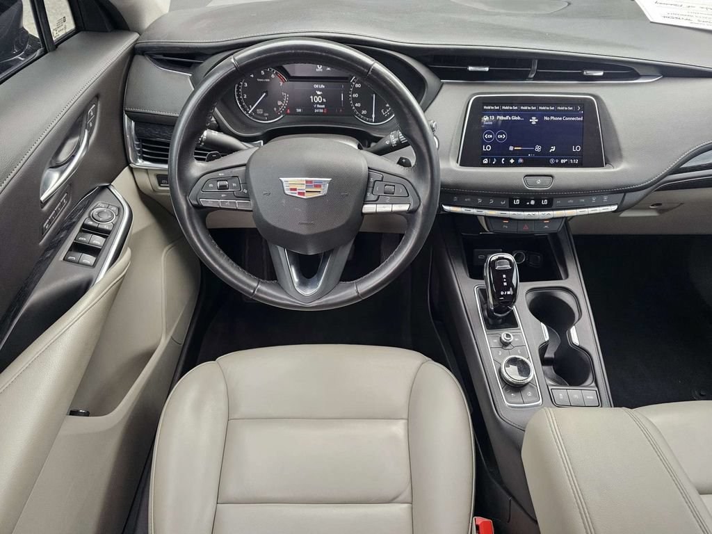 Used 2023 Cadillac XT4 Premium Luxury FWD image 22