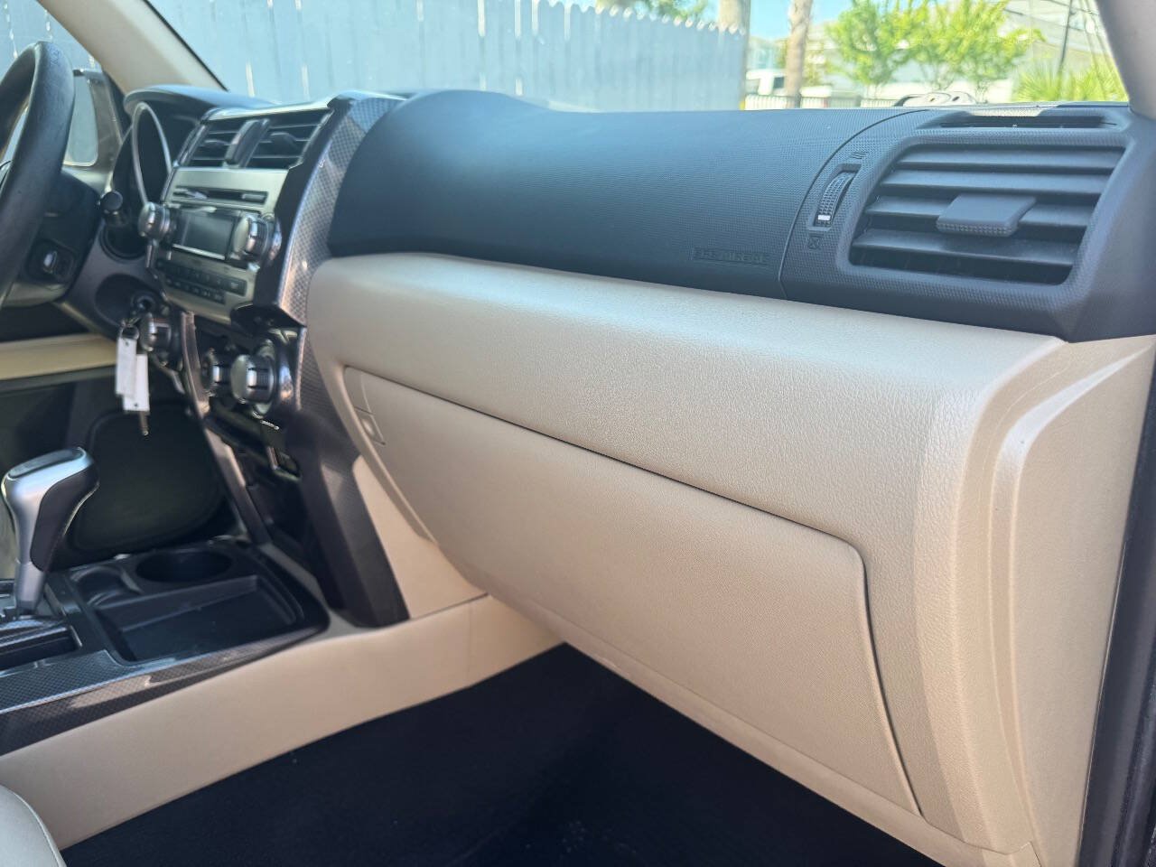 Used 2013 Toyota 4Runner SR5 RWD image 10