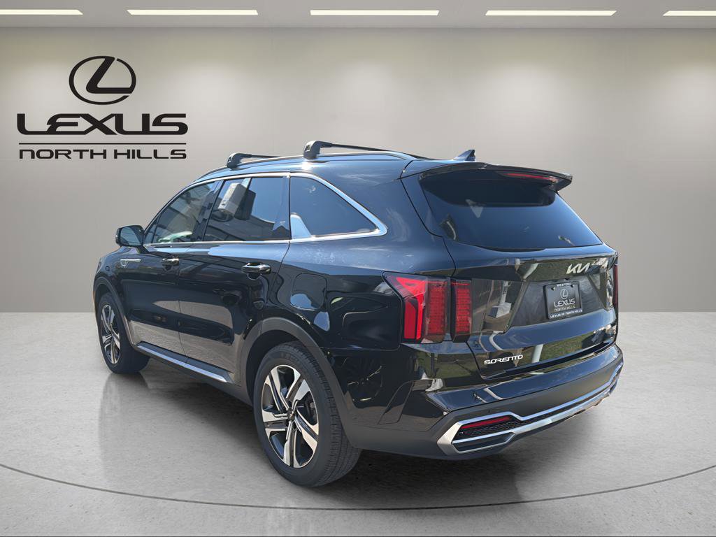 Used 2023 Kia Sorento EX w/ Panoramic Sunroof Package image 7