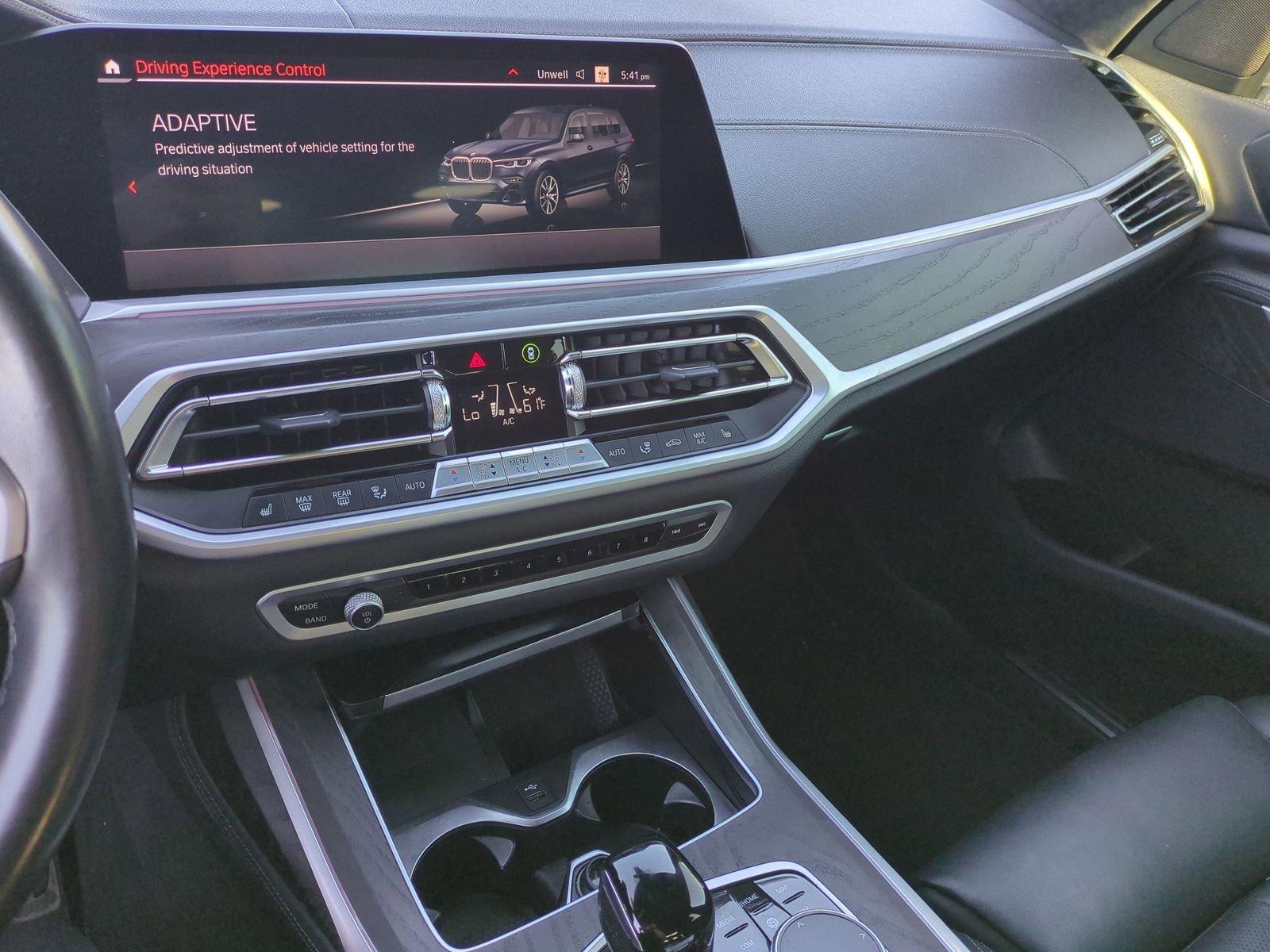 Used 2022 BMW X7 xDrive40i w/ M Sport Package AWD/4WD image 30