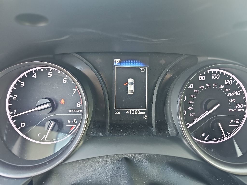 Used 2021 Toyota Camry SE FWD image 12
