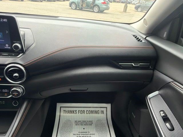 Used 2023 Nissan Sentra SR w/ SR Premium Package FWD image 21