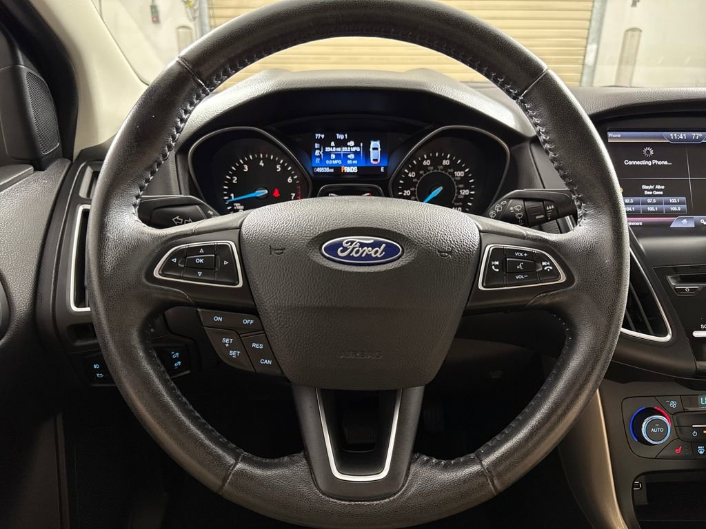 Used 2015 Ford Focus Titanium image 15