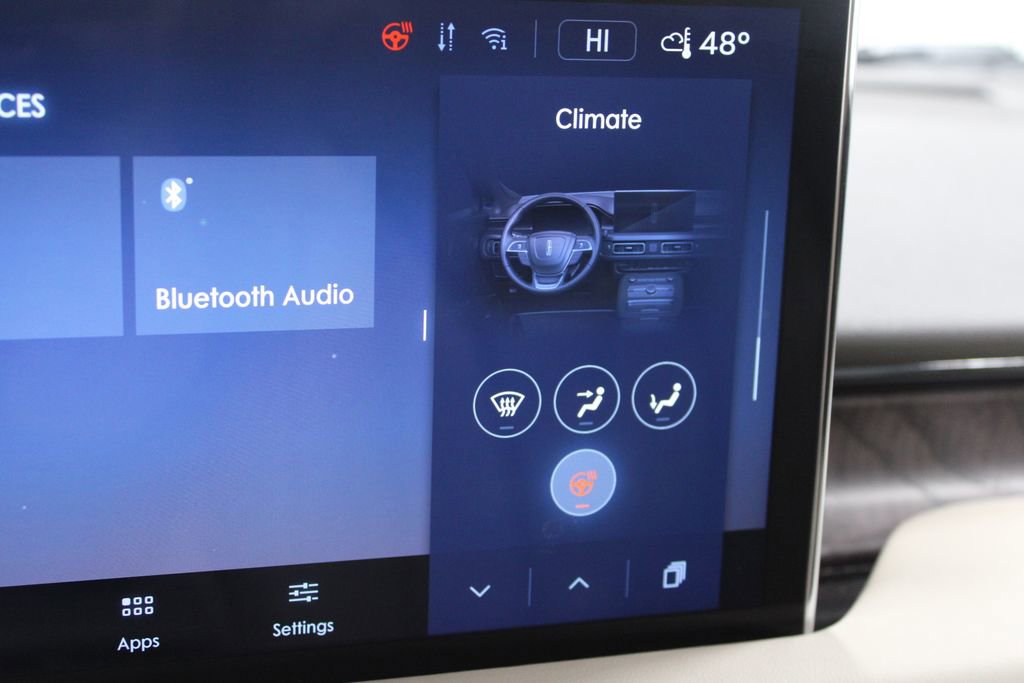 Used 2023 Lincoln Nautilus Reserve image 49