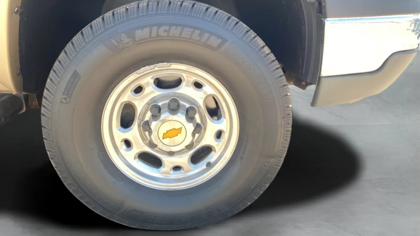 Used 2004 Chevrolet Silverado 2500 LT RWD image 39