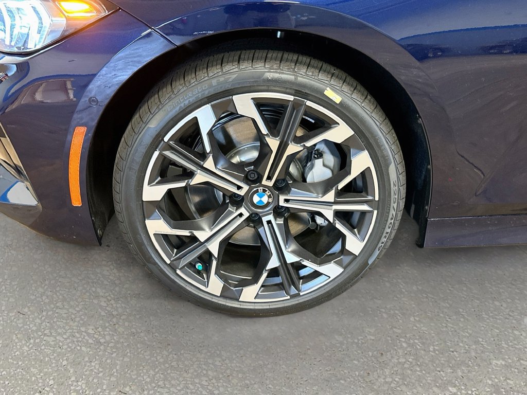 New 2026 BMW 330i xDrive Sedan w/ Premium Package AWD/4WD image 32