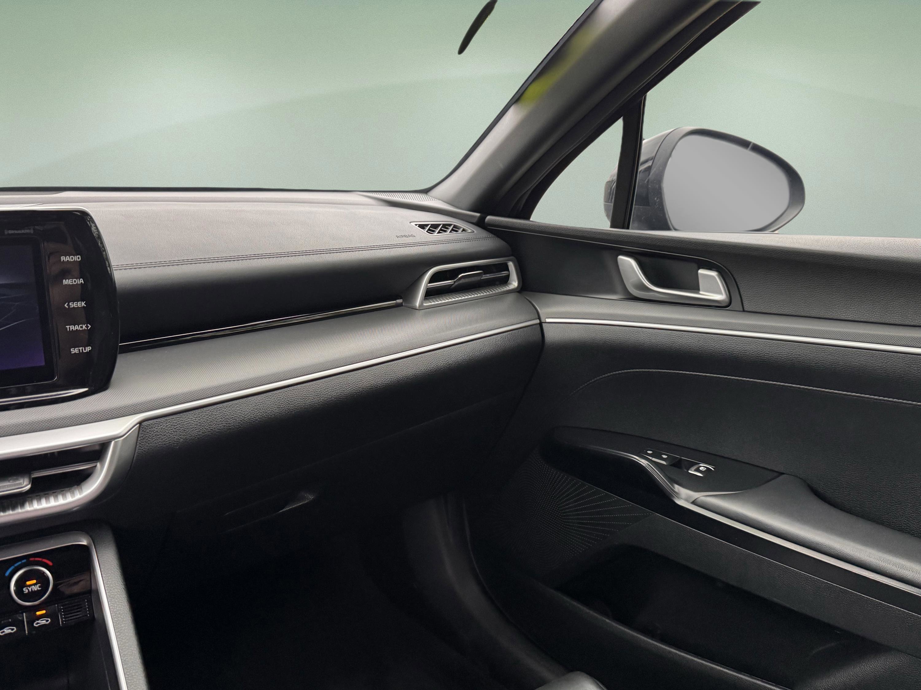 Used 2022 Kia K5 GT-Line FWD image 18