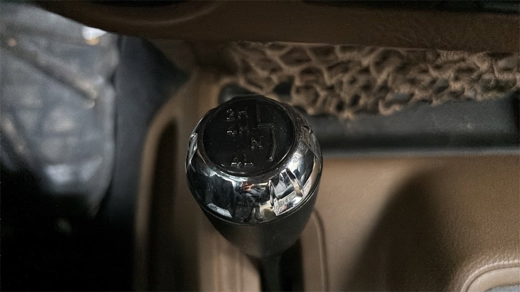 Used 2012 Jeep Wrangler Unlimited Sahara w/ Dual Top Group image 25