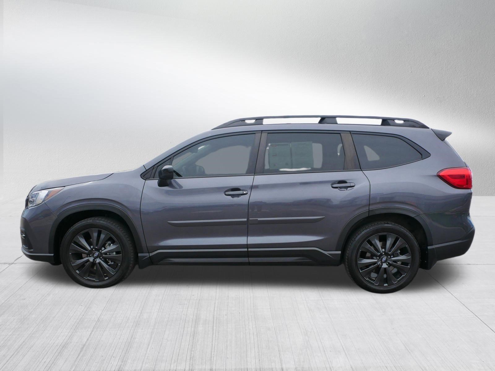 Used 2022 Subaru Ascent Onyx Edition image 4