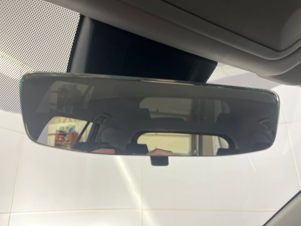 Used 2025 Toyota RAV4 LE image 76