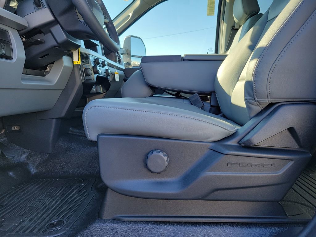 New 2026 Ford F450 XL image 19