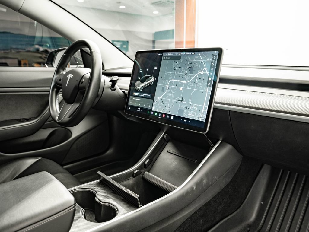 Used 2019 Tesla Model 3 Long Range RWD image 42