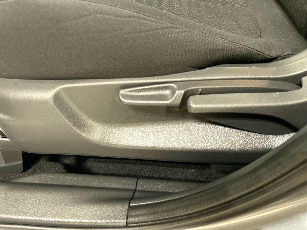 Used 2024 Mitsubishi Eclipse Cross Black Edition image 10