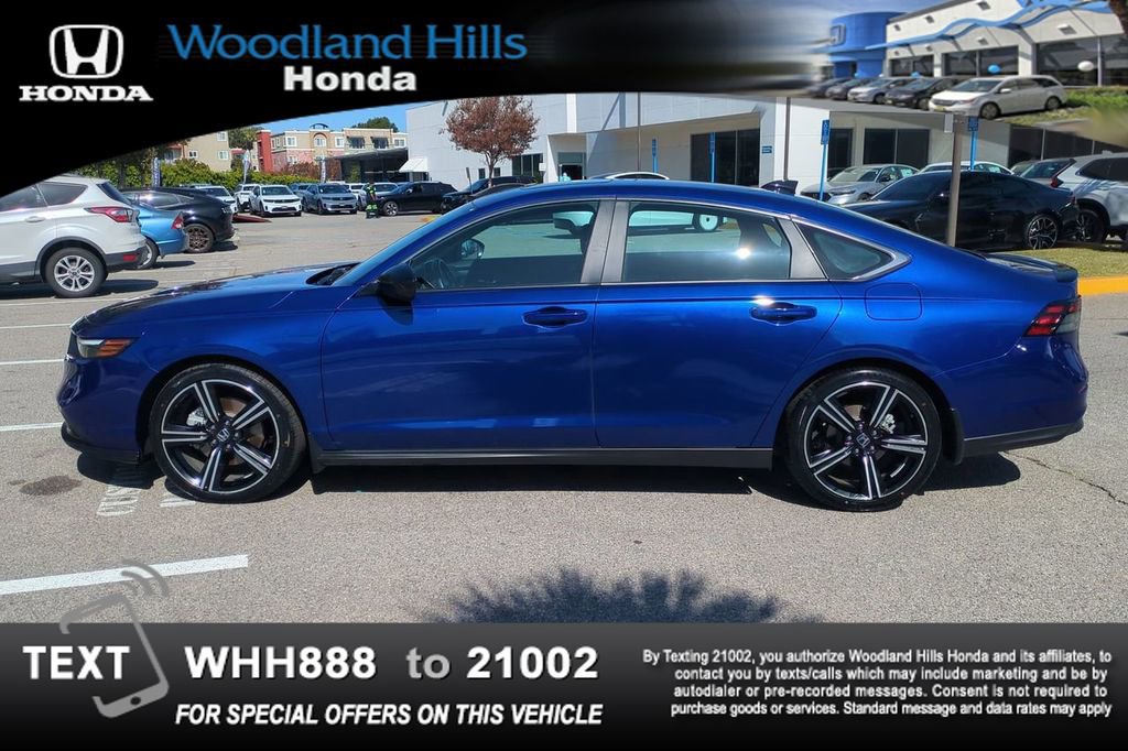 Used 2025 Honda Accord Sport image 8