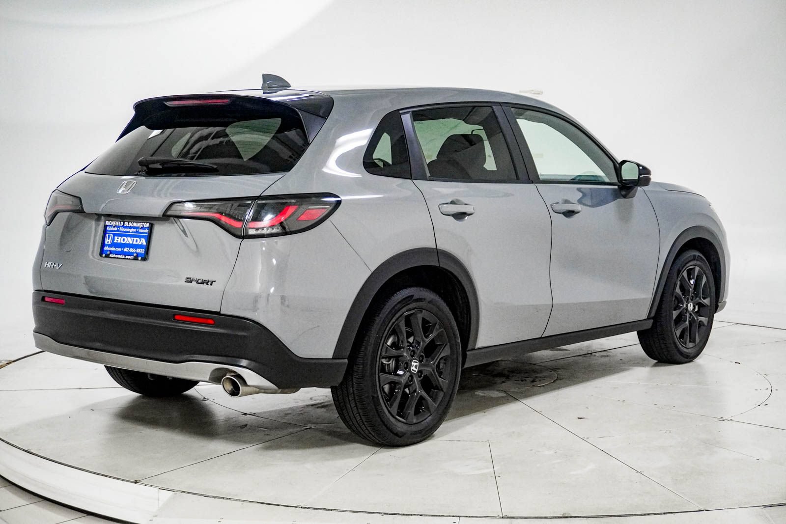 Used 2024 Honda HR-V Sport image 10
