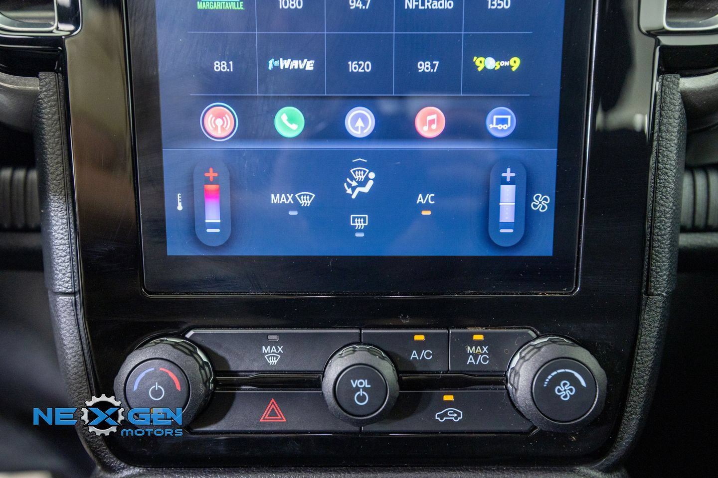 Used 2025 Ford Ranger XLT w/ FX4 Off-Road Package AWD/4WD image 21