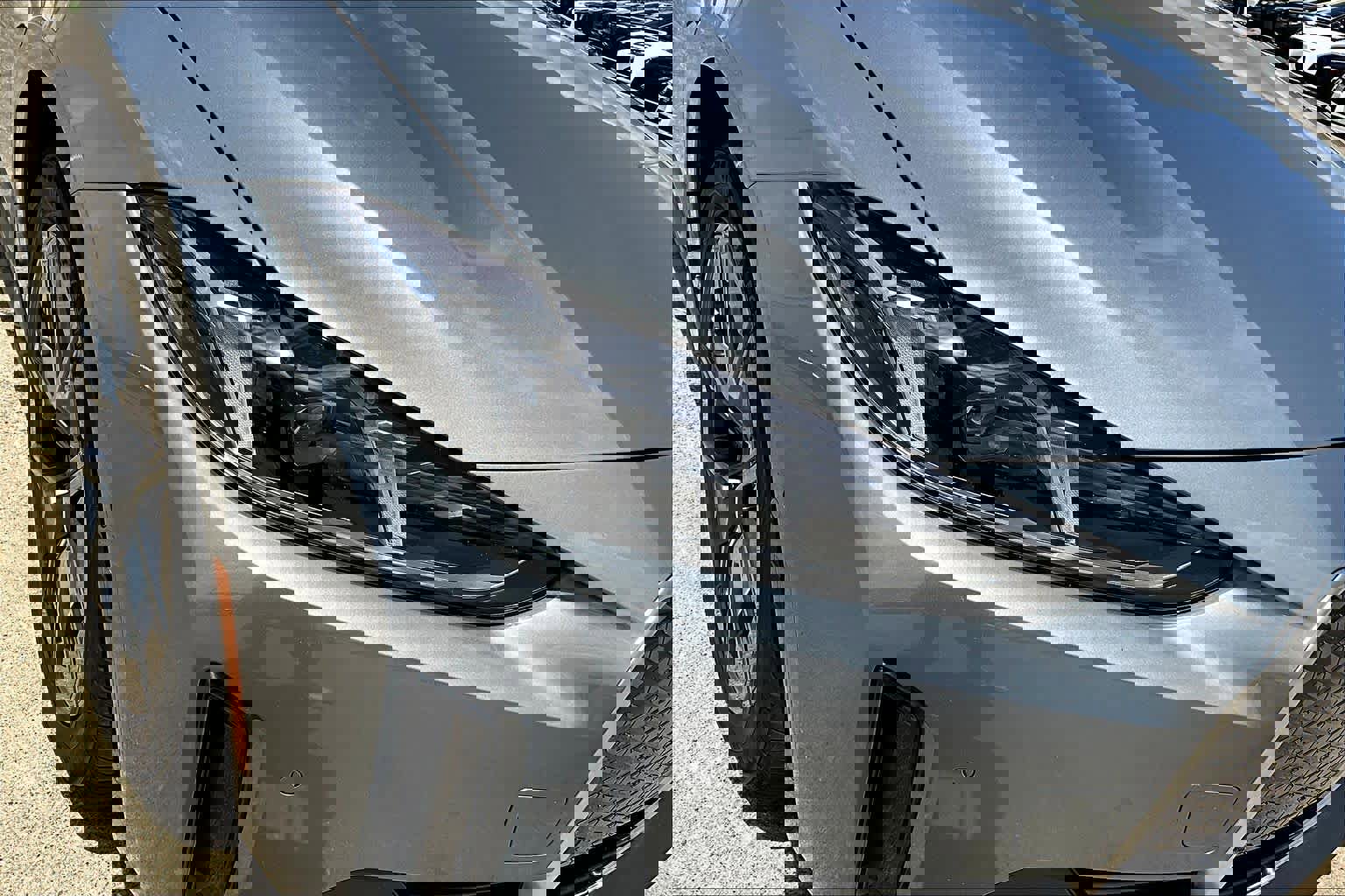 Used 2025 BMW i4 xDrive40i image 25