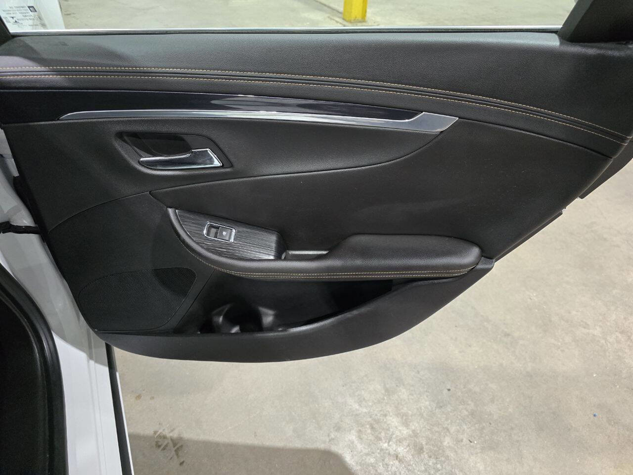 Used 2019 Chevrolet Impala LT image 33