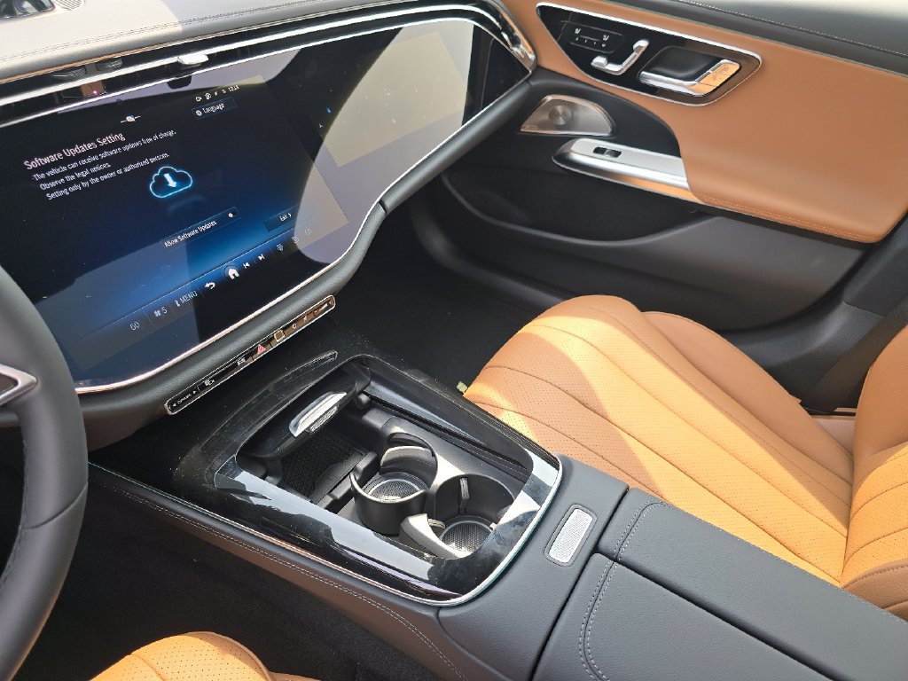 New 2027 Mercedes-Benz E 450 4MATIC Sedan image 31
