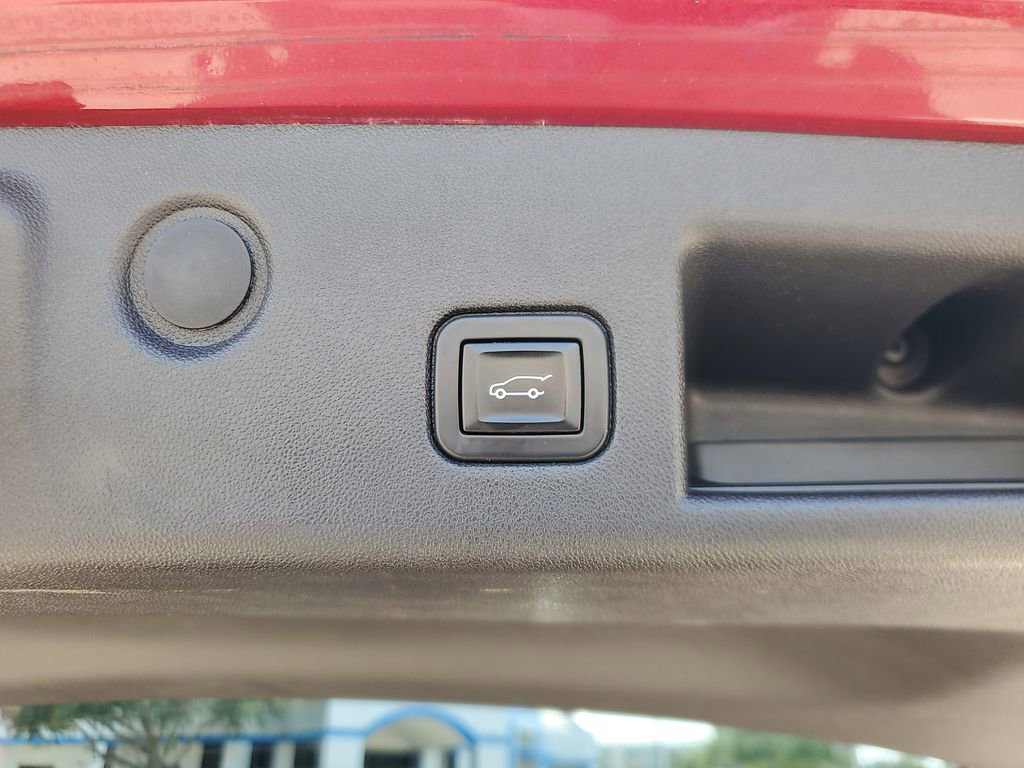 Used 2019 Chevrolet Equinox LT FWD image 8